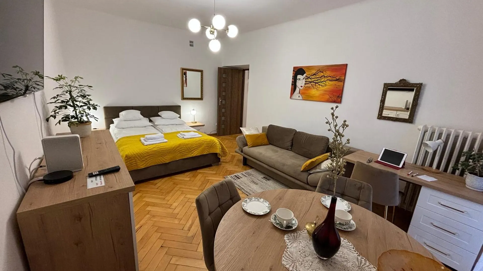 Klimatyczny Apartament Na Bielanach Przy Metrze Varšava Polsko