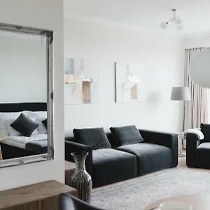 Apartament Luxlux Metro Slodowiec, Warszawa