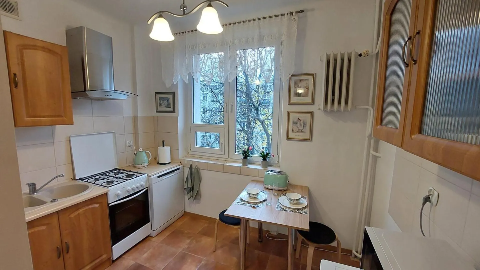 Apartment Klimatyczny Apartament Na Bielanach Przy Metrze Warsaw Poland